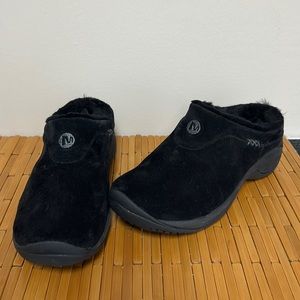 Merrell black suede clog